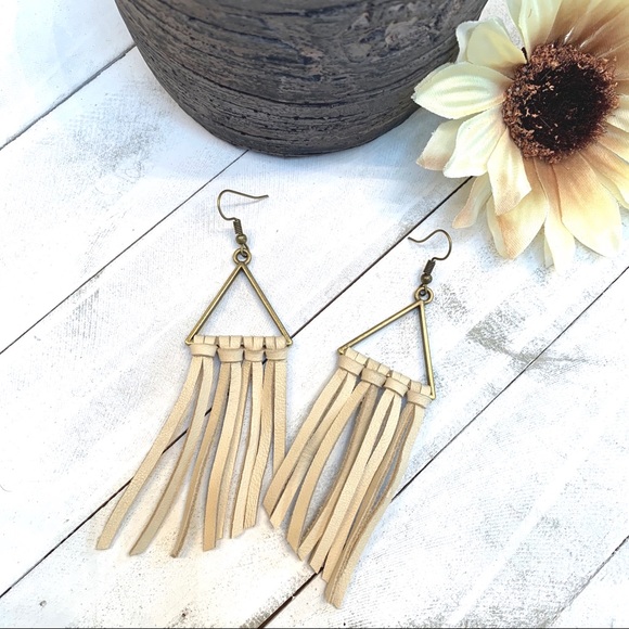 Genuine leather Tassel earrings - Picture 2 of 2